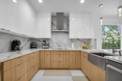11559 NW 84th Terrace Doral FL 33178