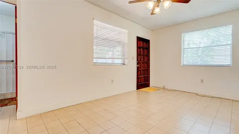 6560 SW 34th Street Miami FL 33155
