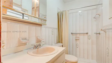6560 SW 34th Street Miami FL 33155