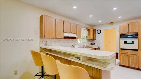 6560 SW 34th Street Miami FL 33155
