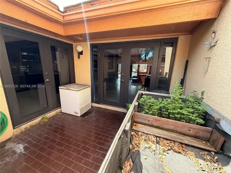 20451 NE 10th Place Miami FL 33179