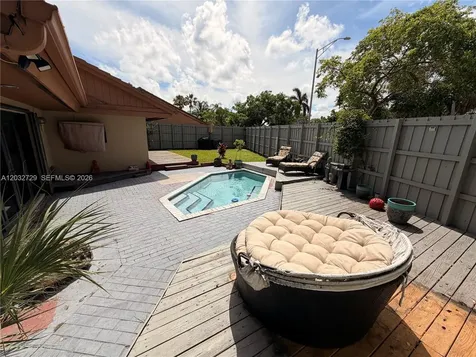20451 NE 10th Place Miami FL 33179