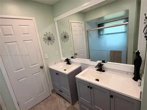 20451 NE 10th Place Miami FL 33179