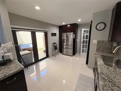 20451 NE 10th Place Miami FL 33179