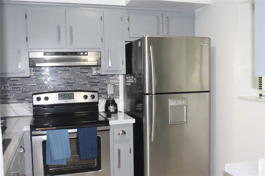 110 Gardens Drive Pompano Beach FL 33069