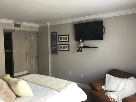 1300 SW 122nd Avenue Miami FL 33184