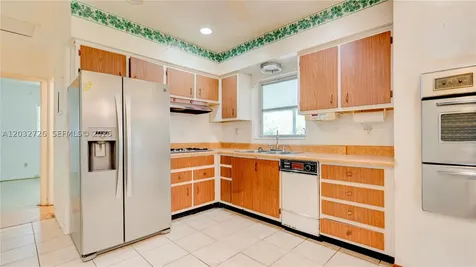 1730 SW 97th Place Miami FL 33165