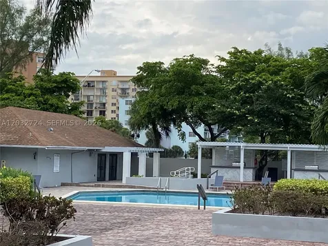 1470 NE 123rd Street North Miami FL 33161