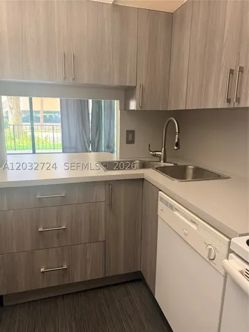 1470 NE 123rd Street North Miami FL 33161