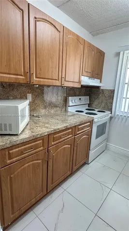 1154 W 35th Street Hialeah FL 33012