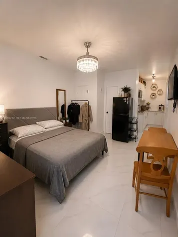 3625 NW 13th Street Miami FL 33125