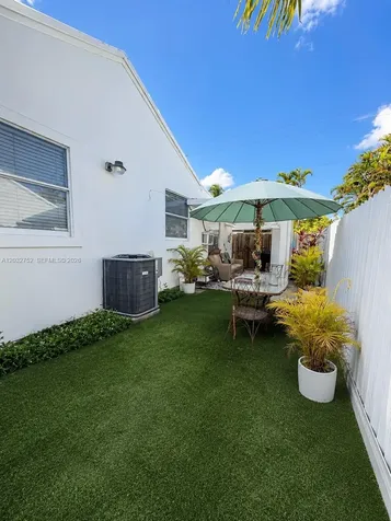 3625 NW 13th Street Miami FL 33125