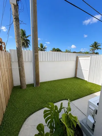 3625 NW 13th Street Miami FL 33125