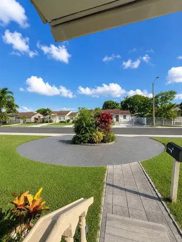 3625 NW 13th Street Miami FL 33125