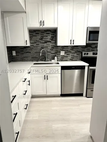 4070 Sierra Terrace Sunrise FL 33351