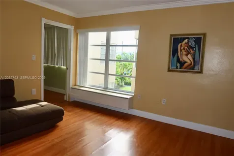 1850 NE 169th Street North Miami Beach FL 33162