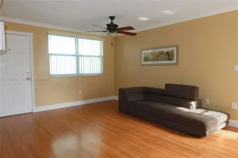 1850 NE 169th Street North Miami Beach FL 33162