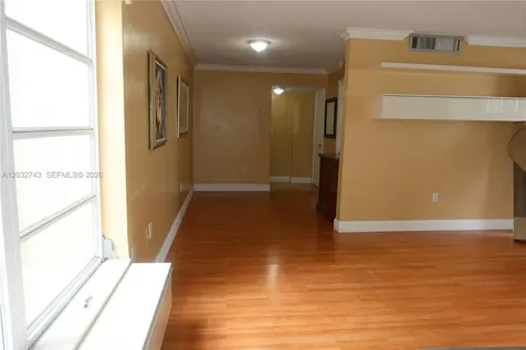 1850 NE 169th Street North Miami Beach FL 33162