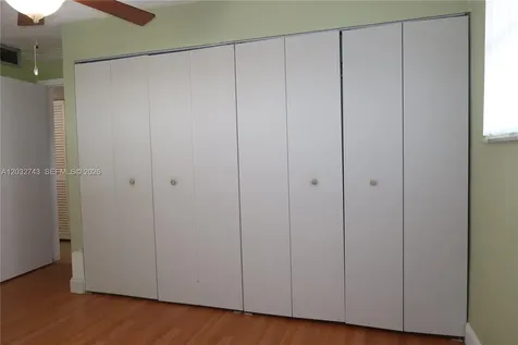 1850 NE 169th Street North Miami Beach FL 33162