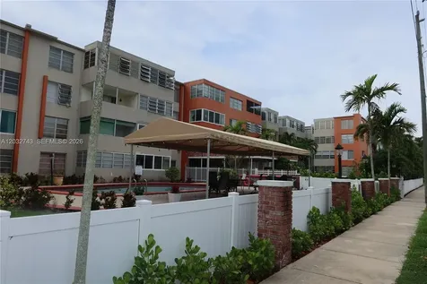 1850 NE 169th Street North Miami Beach FL 33162