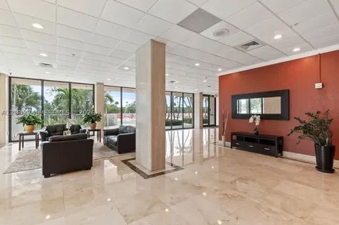 400 Kings Point Drive Sunny Isles Beach FL 33160