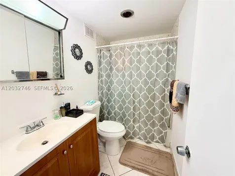 400 Kings Point Drive Sunny Isles Beach FL 33160