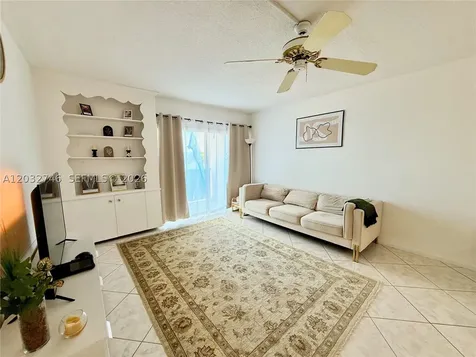 400 Kings Point Drive Sunny Isles Beach FL 33160