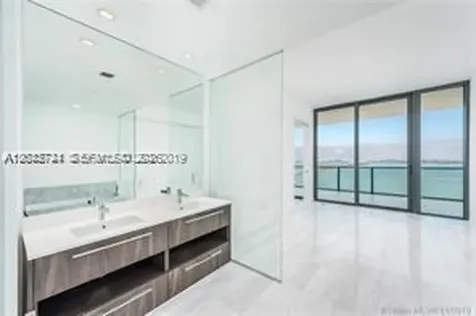 480 NE 31 Street Miami FL 33137