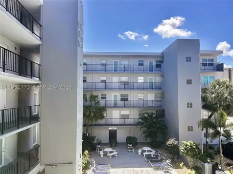 1750 Jefferson Street Hollywood FL 33020