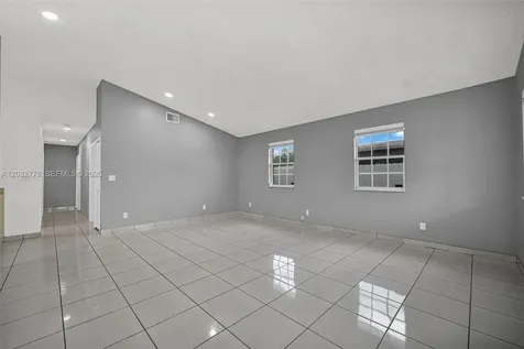 451 E 37th Street Hialeah FL 33013