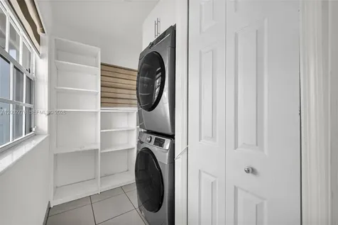 451 E 37th Street Hialeah FL 33013
