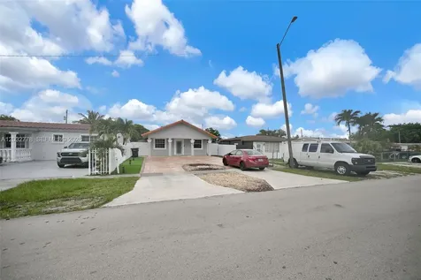 451 E 37th Street Hialeah FL 33013