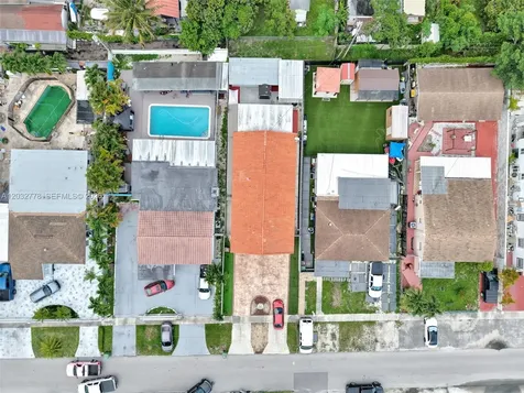 451 E 37th Street Hialeah FL 33013