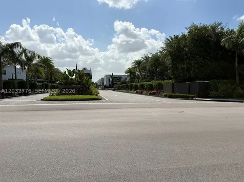 7433 NW 99th Avenue Doral FL 33178