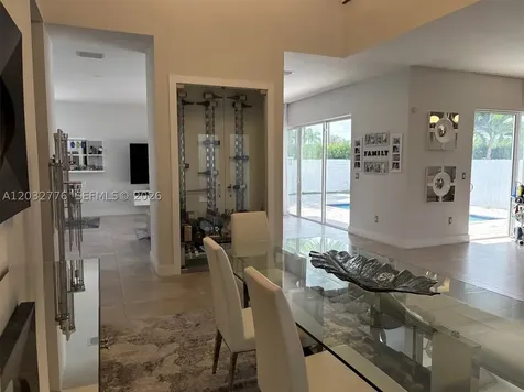 7433 NW 99th Avenue Doral FL 33178