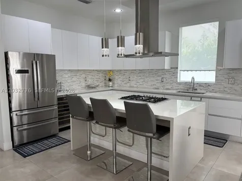 7433 NW 99th Avenue Doral FL 33178