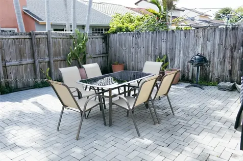 1126 SE 13th Terrace Homestead FL 33035
