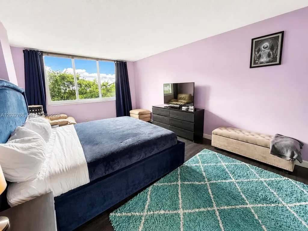 4200 Hillcrest Drive Hollywood FL 33021
