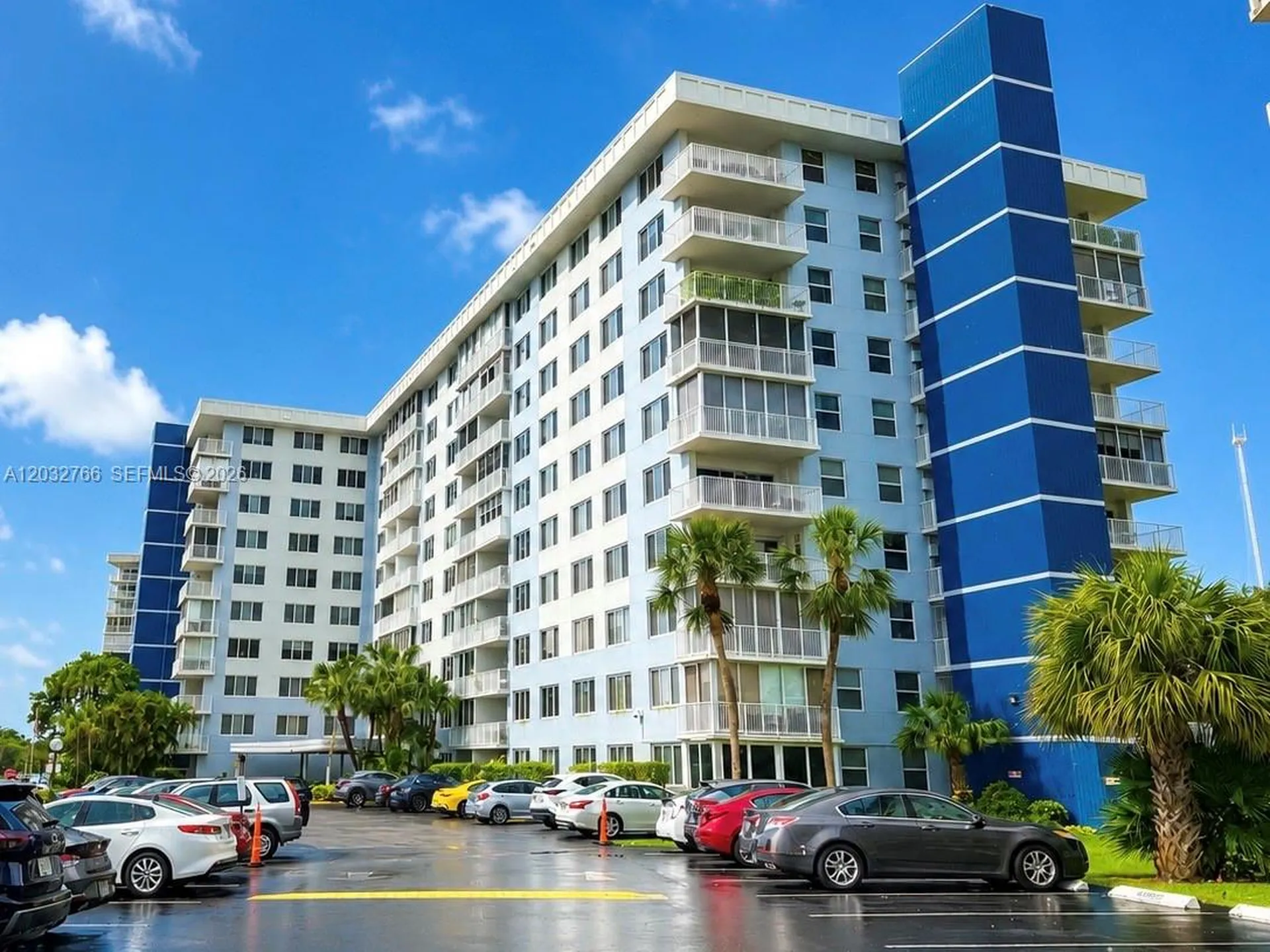 4200 Hillcrest Drive Hollywood FL 33021