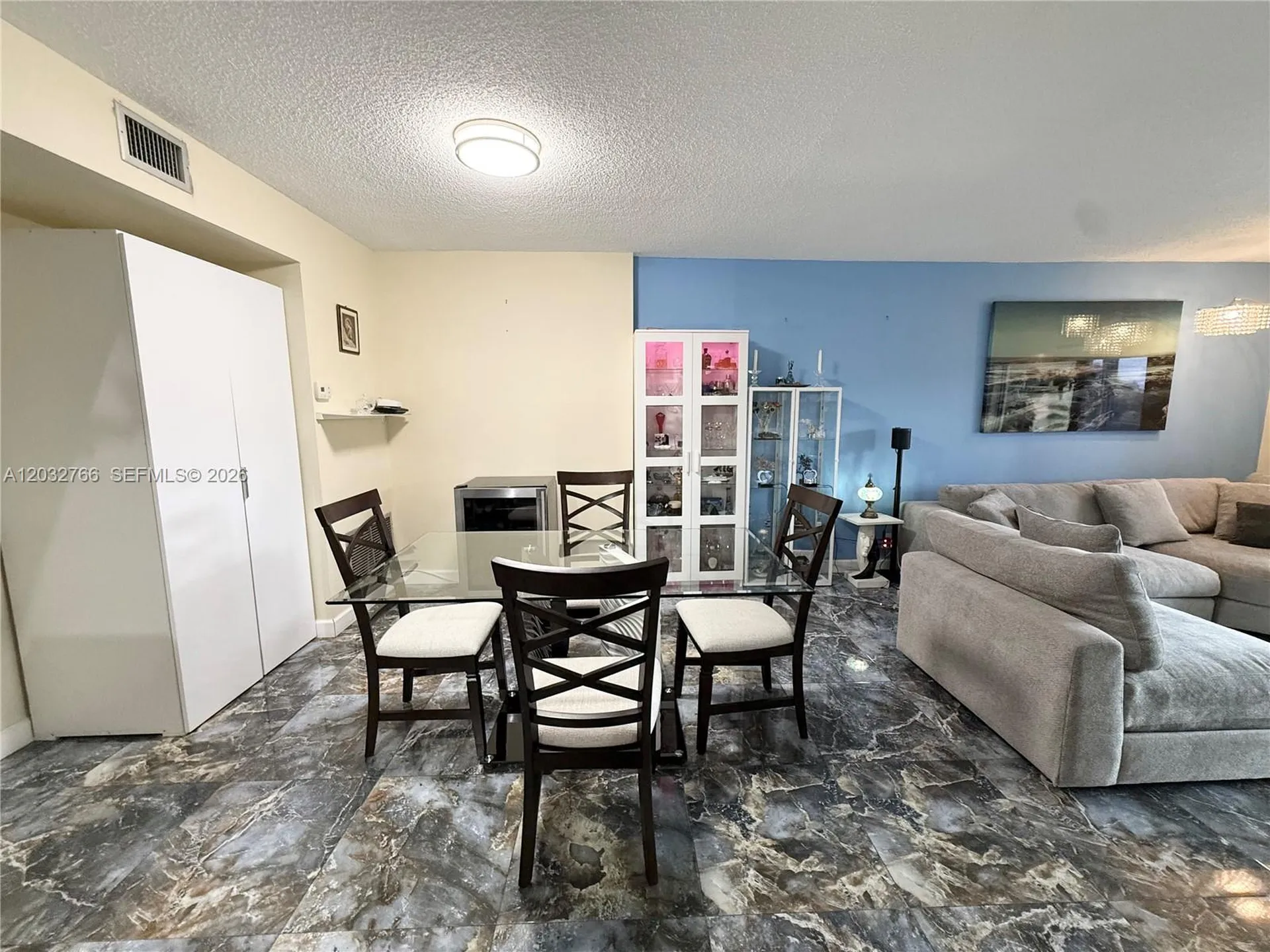 4200 Hillcrest Drive Hollywood FL 33021