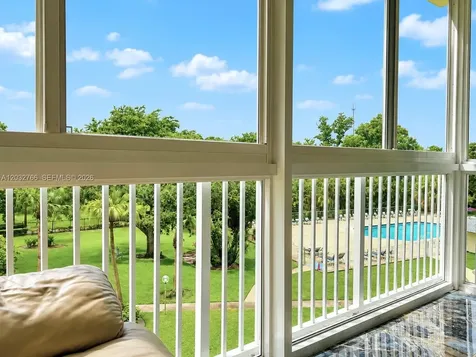 4200 Hillcrest Drive Hollywood FL 33021