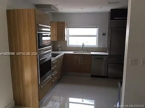 3 Farrey Lane Miami Beach FL 33139