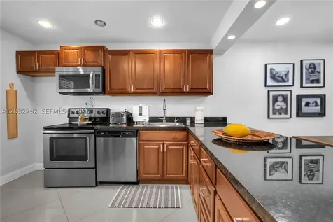 7956 Eastlake Drive Boca Raton FL 33433