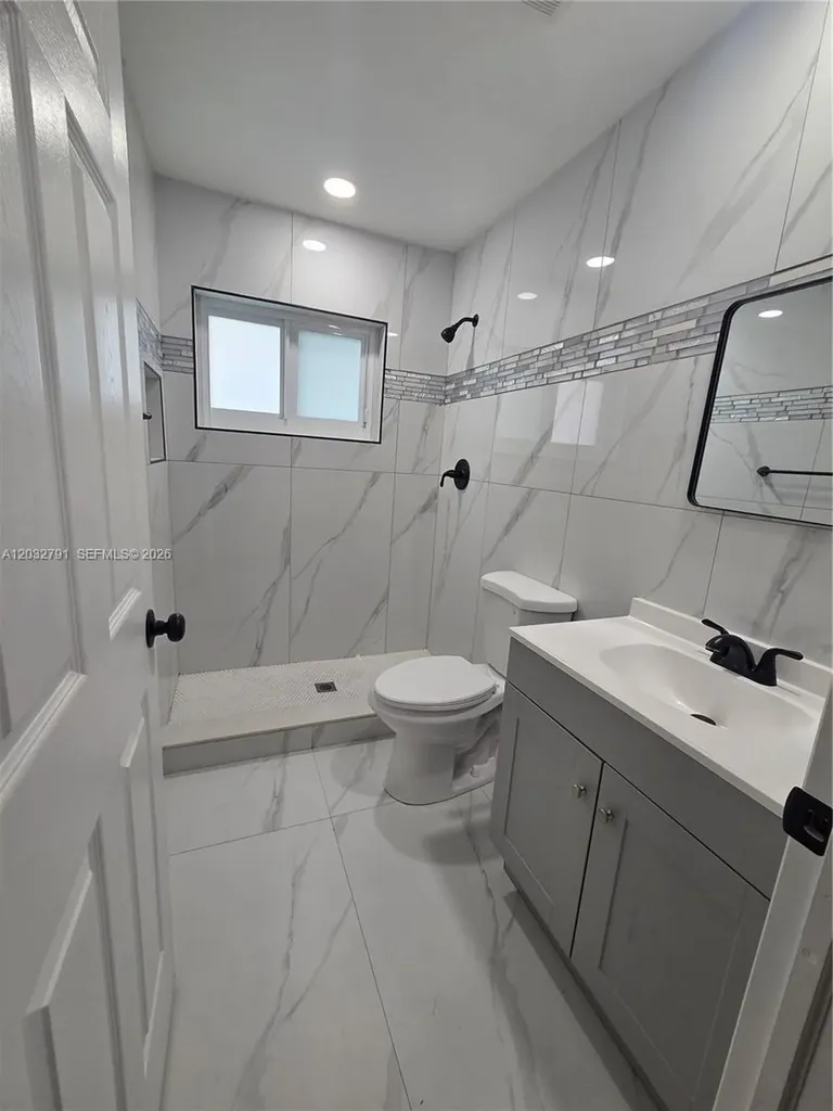 2350 NW 12th Court Pompano Beach FL 33069