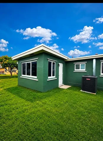2350 NW 12th Court Pompano Beach FL 33069