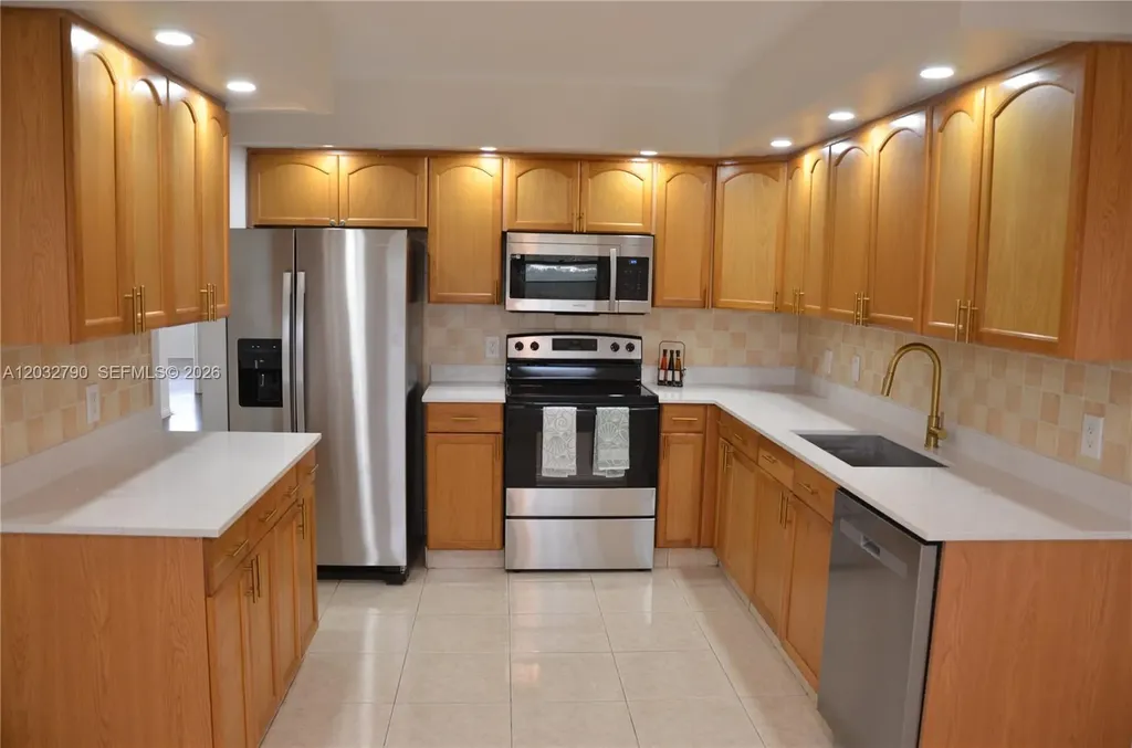 12600 SW 5th Court Pembroke Pines FL 33027