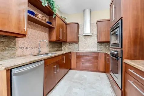 19301 Seneca Avenue Weston FL 33332