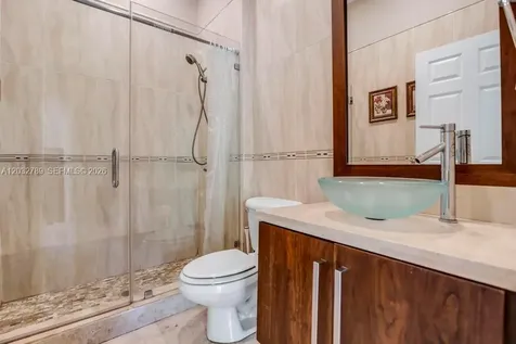 19301 Seneca Avenue Weston FL 33332
