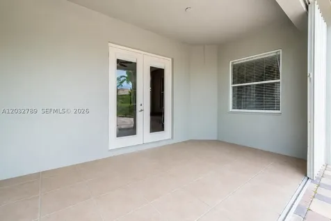 19301 Seneca Avenue Weston FL 33332