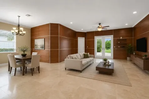 19301 Seneca Avenue Weston FL 33332